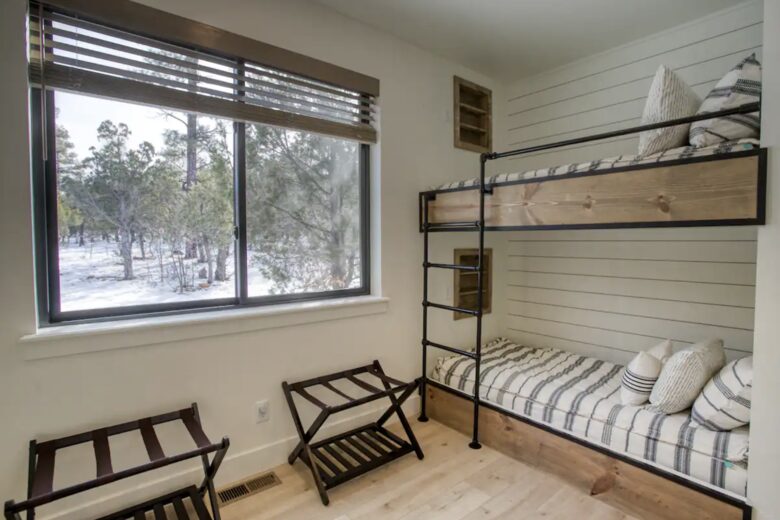 Modern Mountain Escape: Hackberry Hideaway in Show Low - Show Low, Arizona