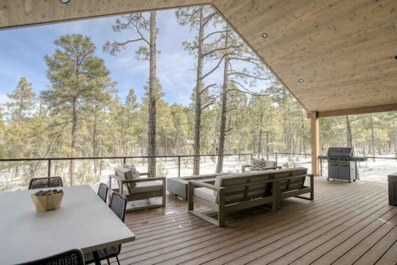 Modern Mountain Escape: Hackberry Hideaway in Show Low - Show Low, Arizona
