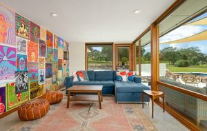 Pure Luxury:       Casa Gaga Estates- Vineyard Retreat