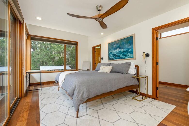 Pure Luxury: Casa Gaga Estates- Vineyard Retreat - Geyserville, California