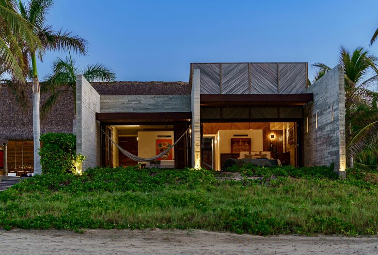 La casa COVA (R) - Puerto Escondido, Mexico