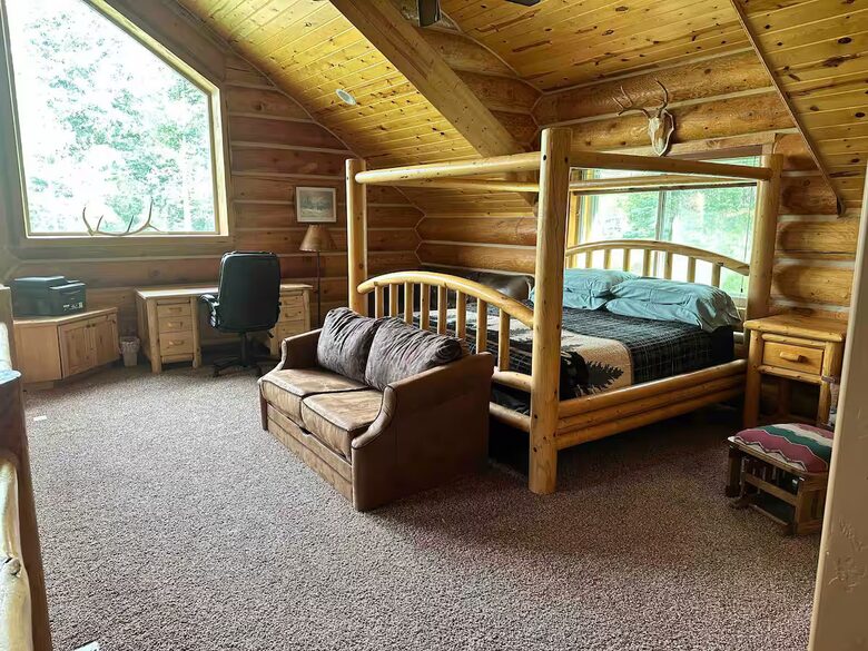 Big Bear Lodge: Spacious Escape in Tollgate Canyon near Park City - Coalville, Utah