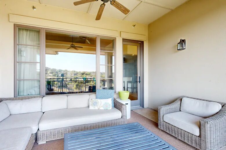 Texas Lake Luxury near Austin - Lakeway, Texas
