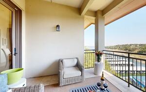 Texas Lake Luxury near Austin - Lakeway, Texas