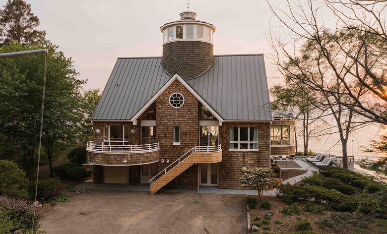 Lake Michigan Lighthouse Estate - Fennville, Michigan