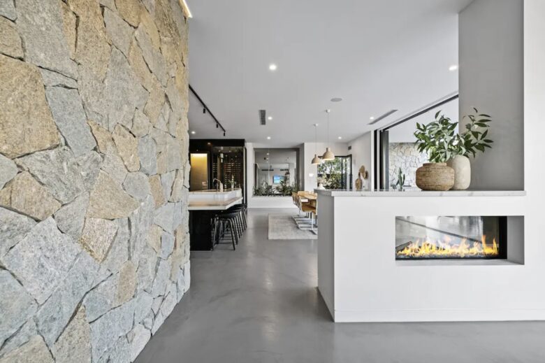 Luxury Beachside Haven | Heated Pool, Gym and Steam - Kingscliff, Australia