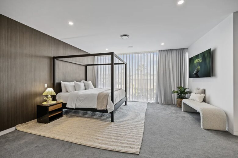 Luxury Beachside Haven | Heated Pool, Gym and Steam - Kingscliff, Australia