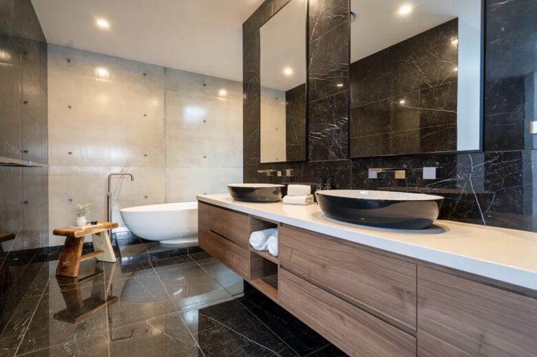Luxury Beachside Haven | Heated Pool, Gym and Steam - Kingscliff, Australia
