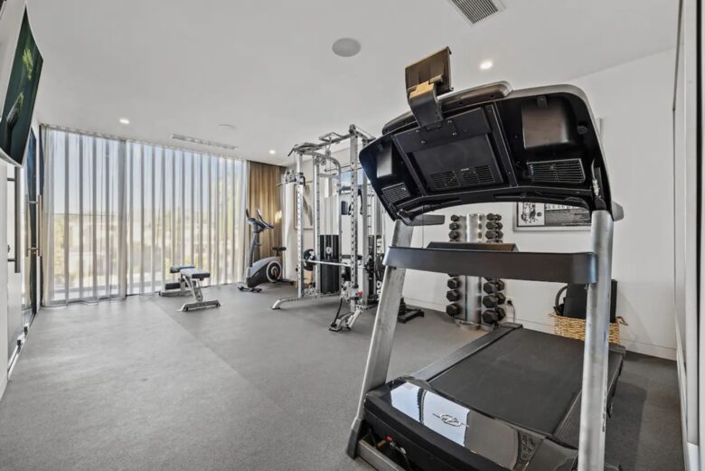 Luxury Beachside Haven | Heated Pool, Gym and Steam - Kingscliff, Australia