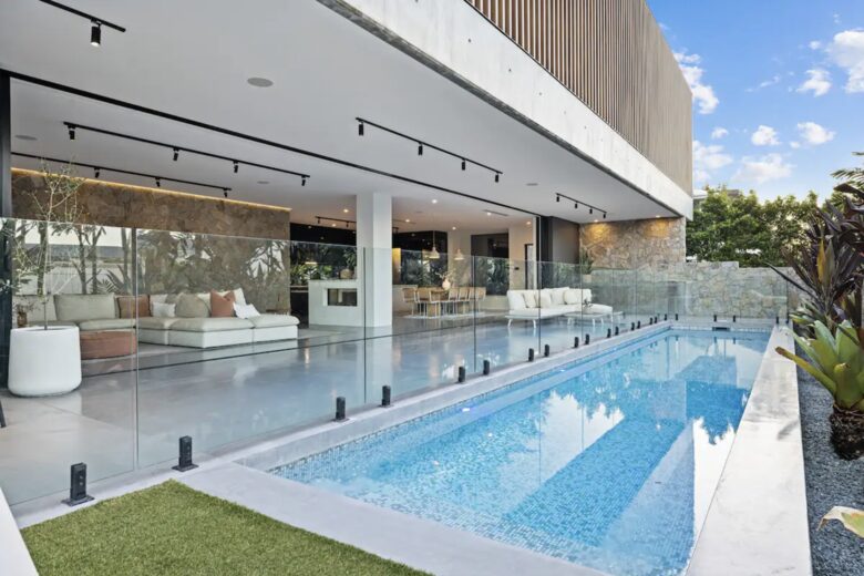 Luxury Beachside Haven | Heated Pool, Gym and Steam - Kingscliff, Australia