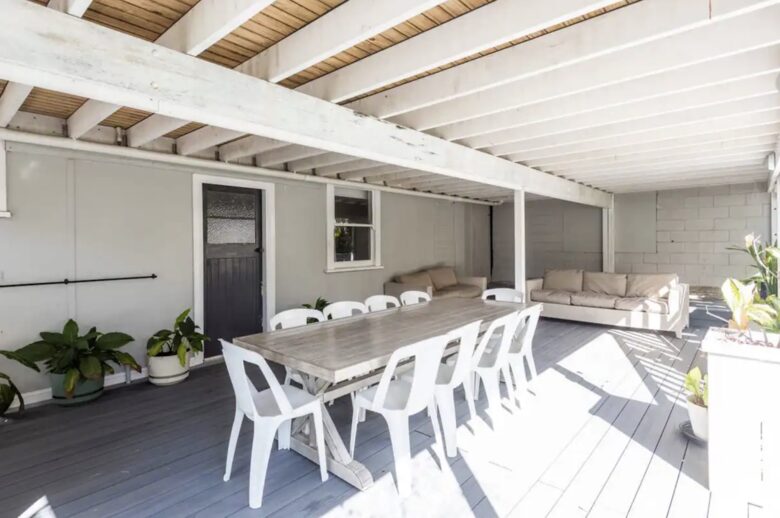 Atherstone | Large Spacious Home, Close Walk to Beaches - Yamba, Australia