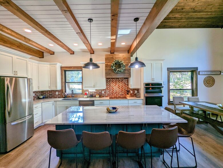 Gorgeous Cabin Getaway | Steps from Lake Cascade - Donnelly, Idaho
