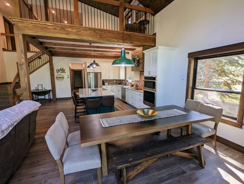 Gorgeous Cabin Getaway | Steps from Lake Cascade - Donnelly, Idaho