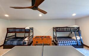 Gorgeous Cabin Getaway | Steps from Lake Cascade - Donnelly, Idaho