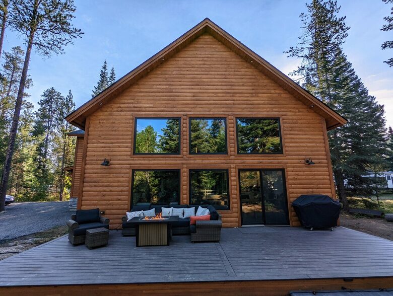 Gorgeous Cabin Getaway | Steps from Lake Cascade - Donnelly, Idaho