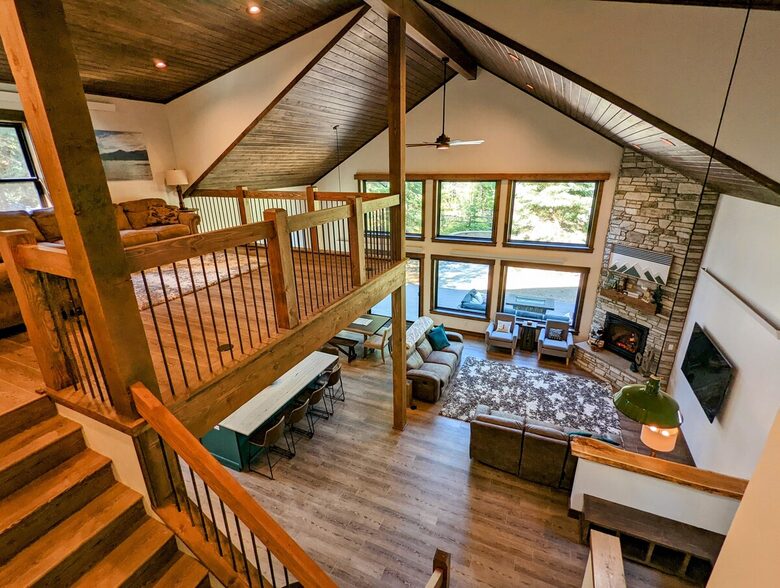Gorgeous Cabin Getaway | Steps from Lake Cascade - Donnelly, Idaho