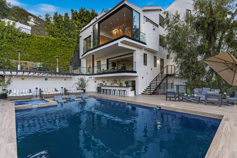 Lavish LA Modern - Franklin Hills - Los Angeles, California