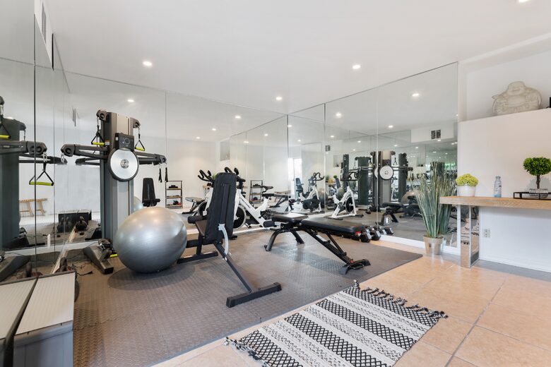 Lavish LA Modern - Franklin Hills - Los Angeles, California