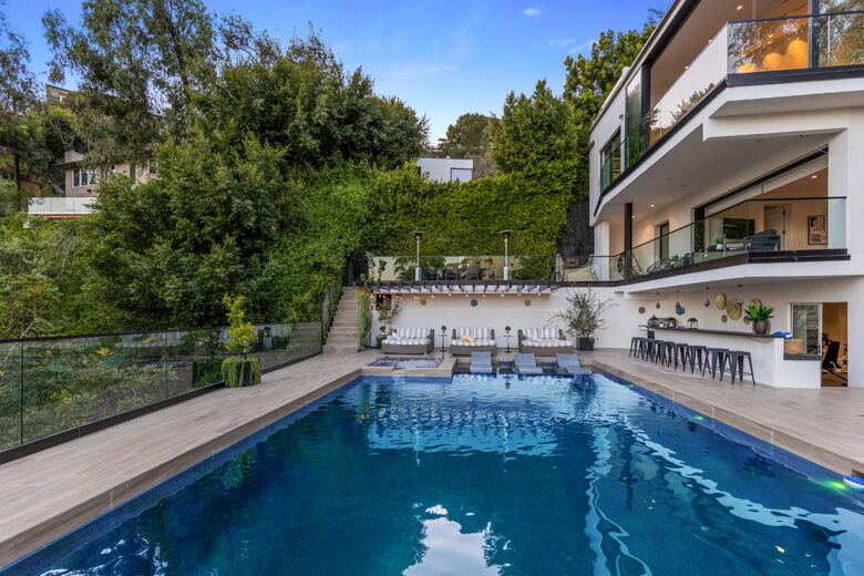 Lavish LA Modern - Franklin Hills - Los Angeles, California