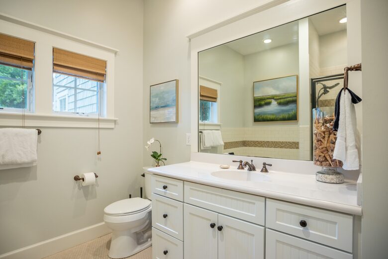 2nd Floor Primary Bath
