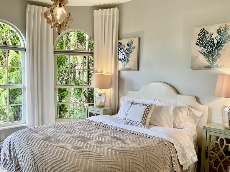 Exquisite Designer’s Home in a Prestigious Gated Community - Naples, Florida