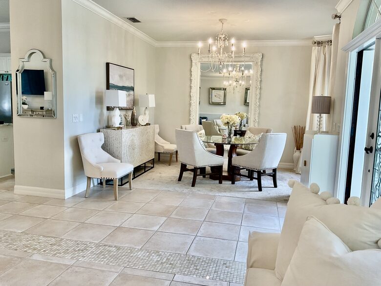 Exquisite Designer’s Home in a Prestigious Gated Community - Naples, Florida