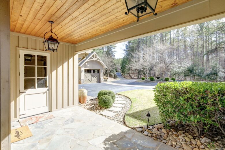 Stunning Mountain Retreat in Lake Keowee Community - Sunset, South Carolina