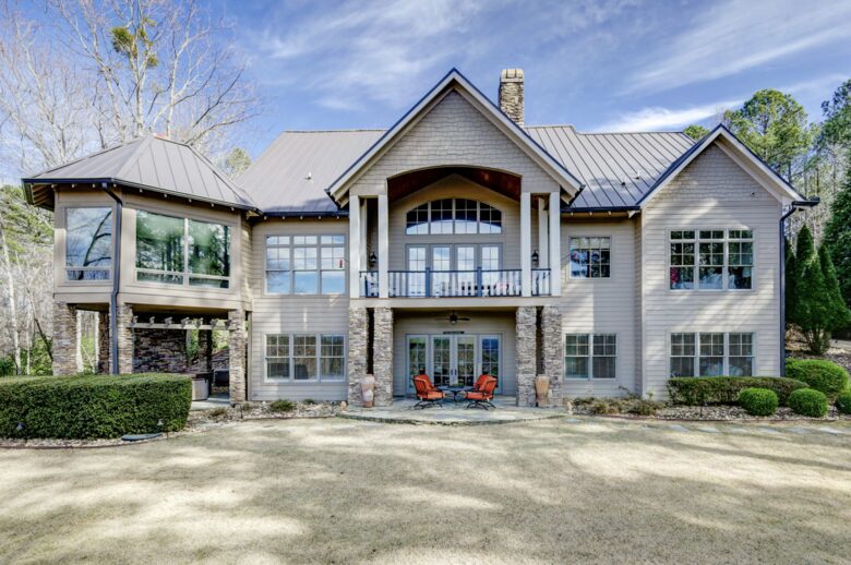 Stunning Mountain Retreat in Lake Keowee Community - Sunset, South Carolina