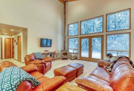 Elk Tracks Lodge - Easton, Washington