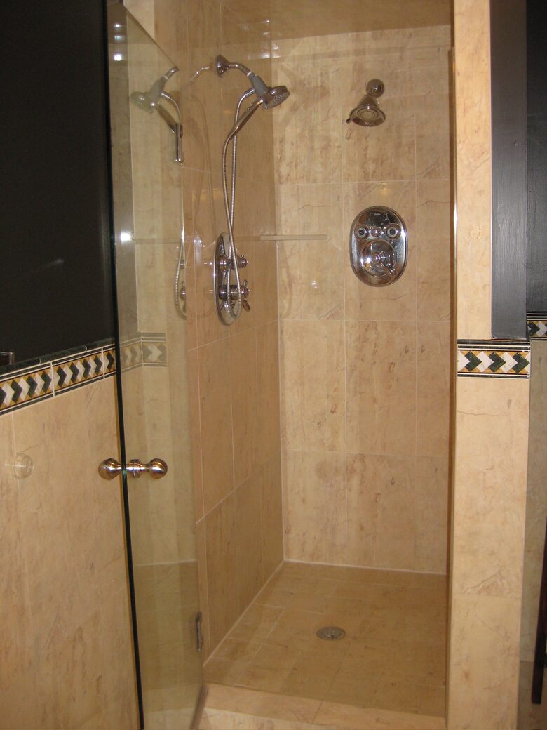 Master spa shower