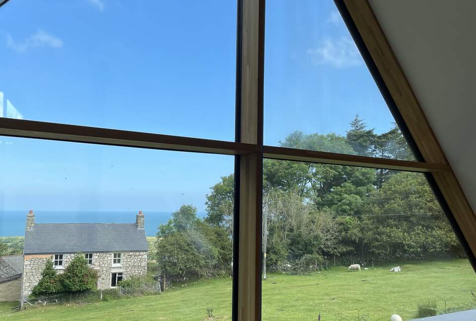 Parc Bach Contemporary Welsh Cottage - Mountain West, Newport, United Kingdom