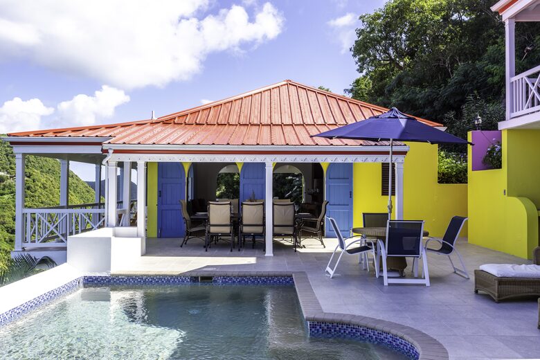 Vibrant Caribbean Retreat with Breathtaking Ocean Views - Tortola, Virgin Islands, British