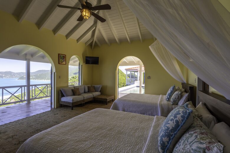 Vibrant Caribbean Retreat with Breathtaking Ocean Views - Tortola, Virgin Islands, British