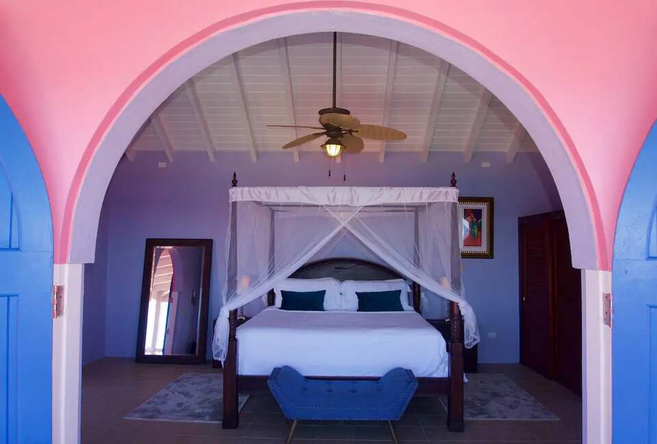 Vibrant Caribbean Retreat with Breathtaking Ocean Views - Tortola, Virgin Islands, British