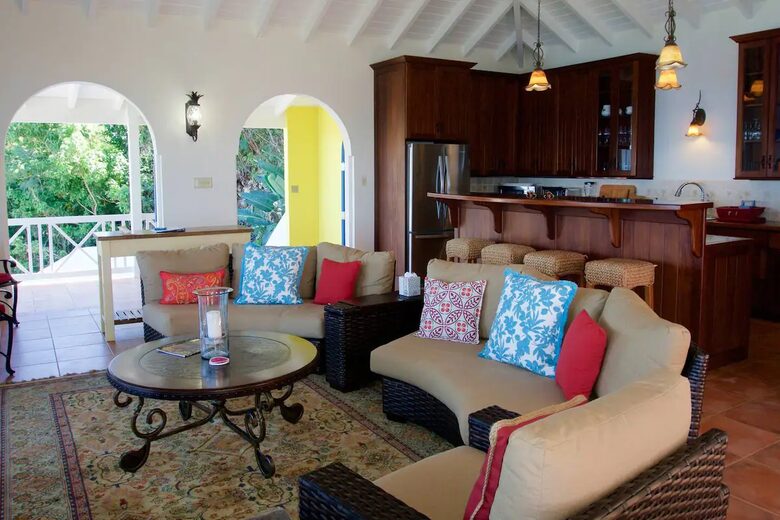 Vibrant Caribbean Retreat with Breathtaking Ocean Views - Tortola, Virgin Islands, British