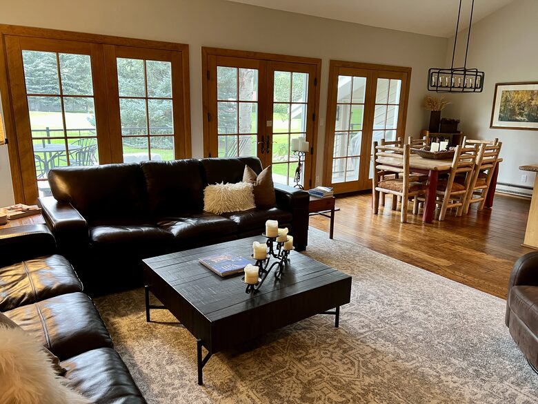 Cozy Home Nestled between Vail & Beaver Creek - Avon, Colorado