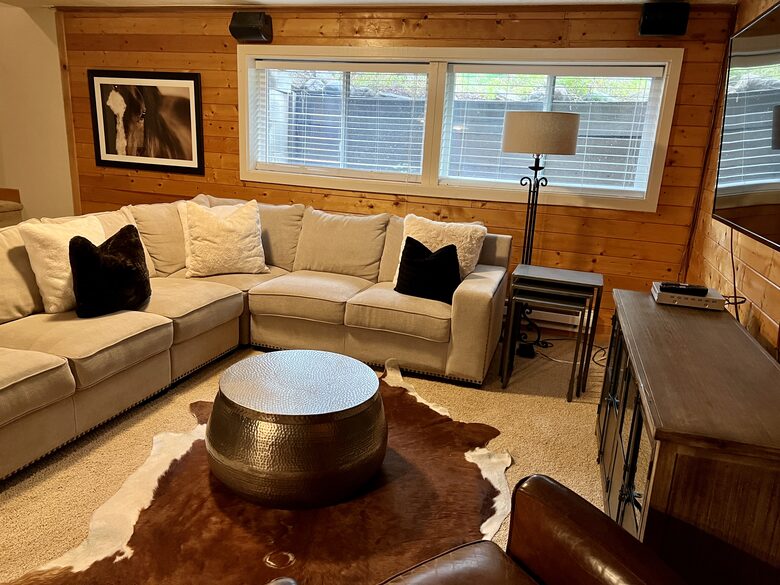 Cozy Home Nestled between Vail & Beaver Creek - Avon, Colorado