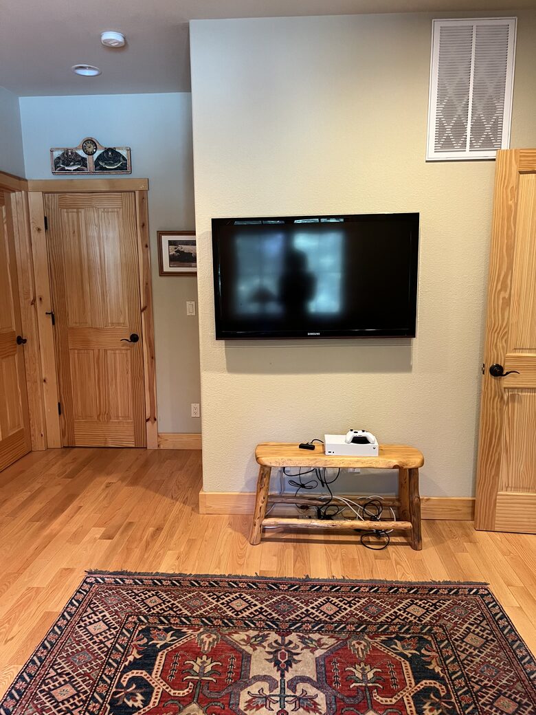 Tahoe Pines Cabin - Homewood, California