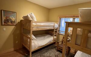 Tahoe Pines Cabin - Homewood, California