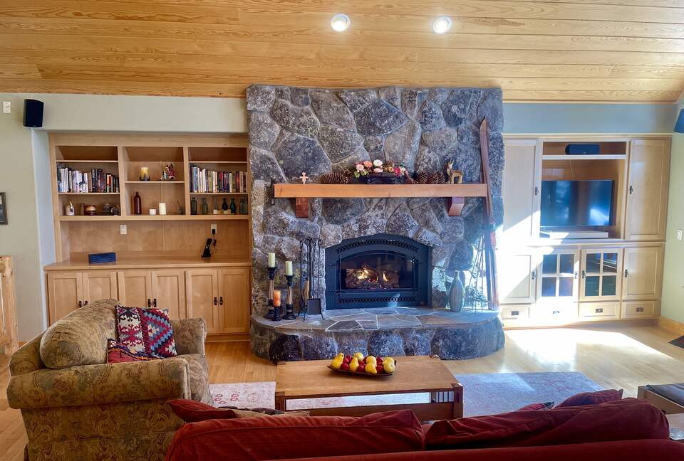 Tahoe Pines Cabin - Homewood, California
