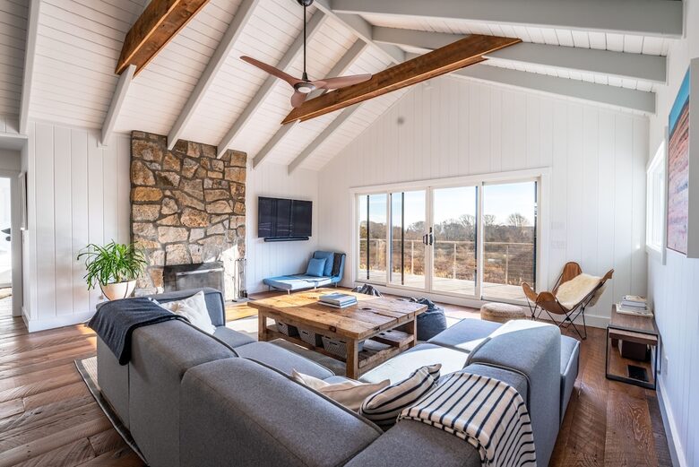 Stunning Newly Renovated Beach Home - Montauk, New York