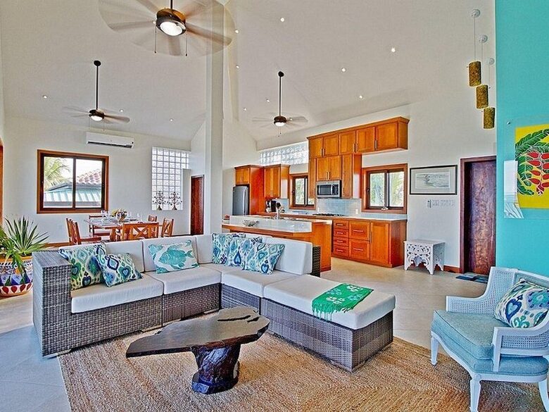 Esmeralda Del Mar - Ambergris Caye, Belize