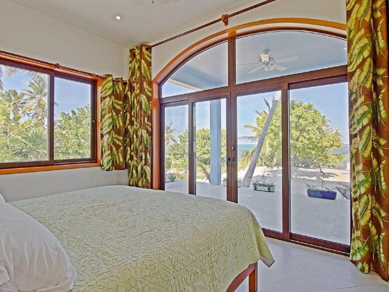 Esmeralda Del Mar - Ambergris Caye, Belize