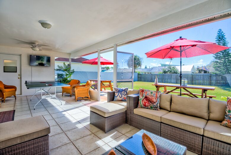 Big Surf Beach House - New Smyrna Beach, Florida