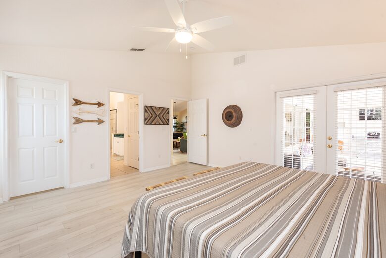 Big Surf Beach House - New Smyrna Beach, Florida
