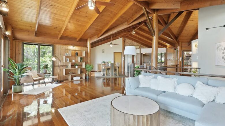 Rainforest Treehouse Sanctuary | Ocean Views - Cairns, Australia