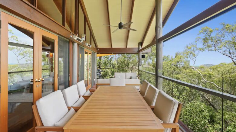 Rainforest Treehouse Sanctuary | Ocean Views - Cairns, Australia