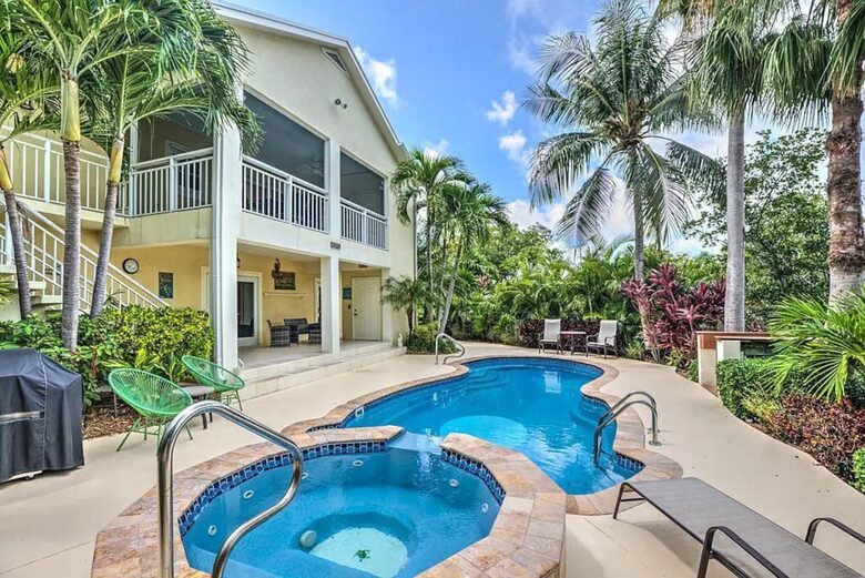 Keys Paradise on Coury Drive - Key Colony Beach, Florida