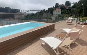 Elegant Porto Penthouse with Rooftop Pool - Porto, Portugal