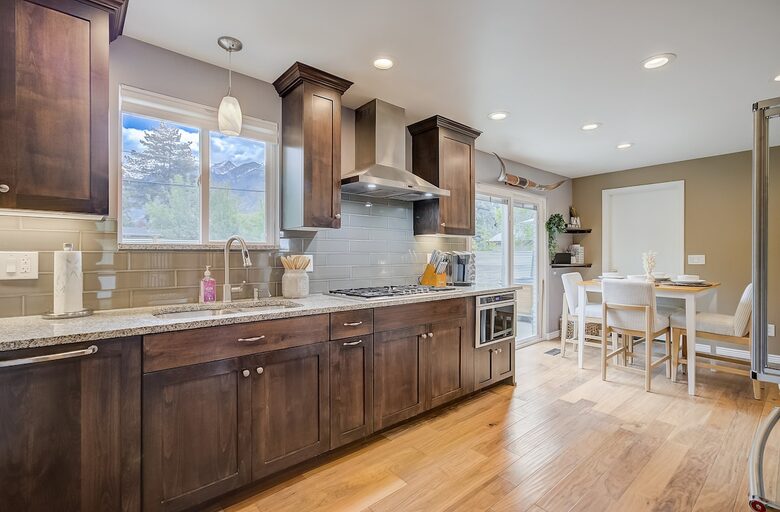 Modern Ski House - Cottonwood Heights, Utah
